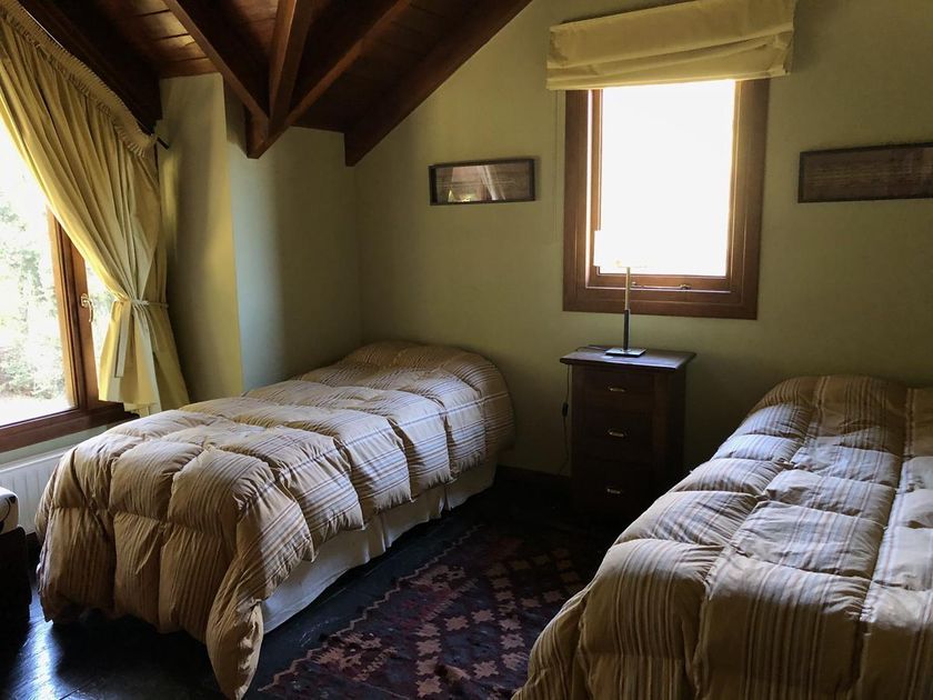 Casa estilo Patagonia en Arelauquen ideal 2 flias. - Casa en Arelauquen Golf & Country Club