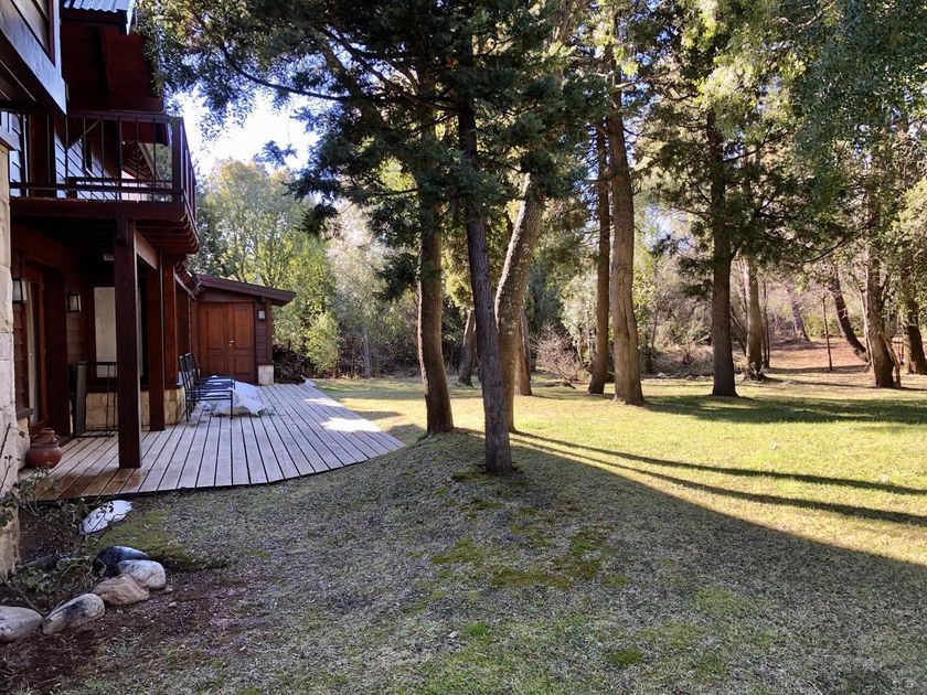 Casa estilo Patagonia en Arelauquen ideal 2 flias. - Casa en Arelauquen Golf & Country Club