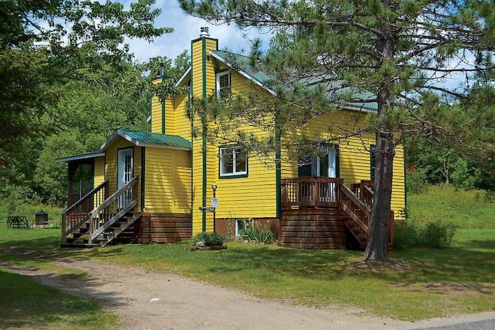 The Yellow House: Spa, comfort, wifi