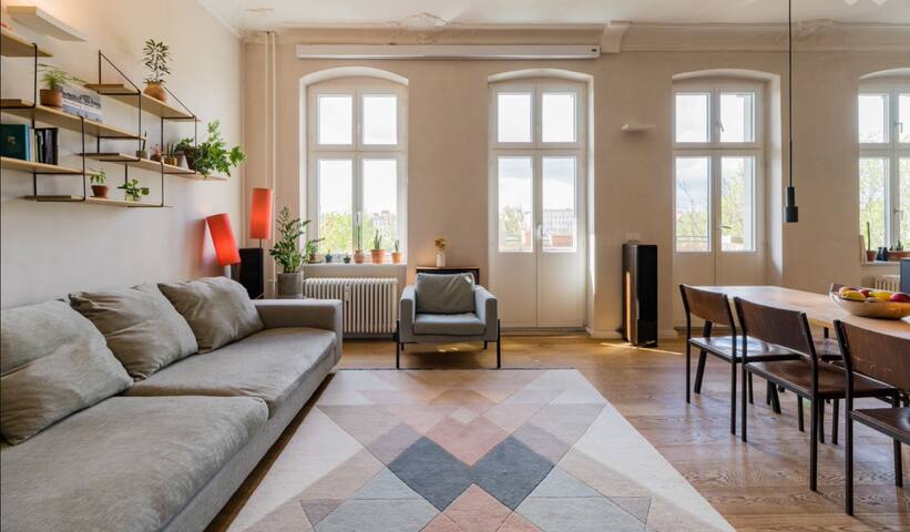 Loft Apartment – Parkside gallery image 2