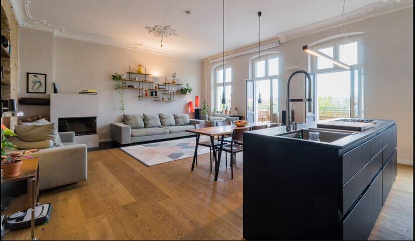 Loft Apartment – Parkside gallery image 5