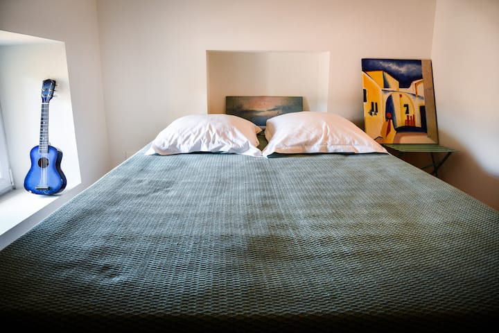 غرفة النوم 1