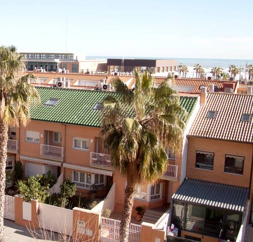 #L’Adosat Casa en la Playa gallery image 5