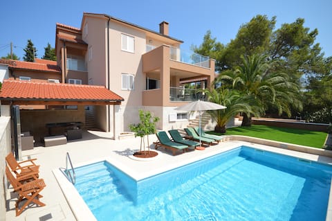 LAUREL-luxury apartment 1, Island Hvar, Croatia