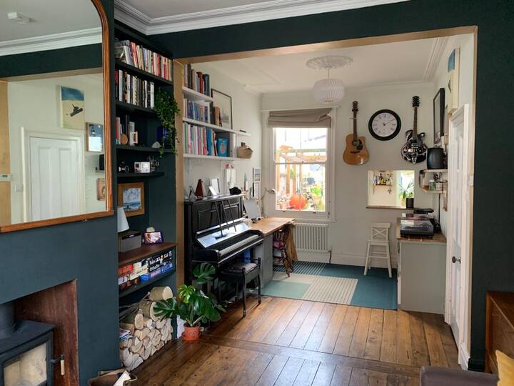Beautiful Family Home In Hove - Hove