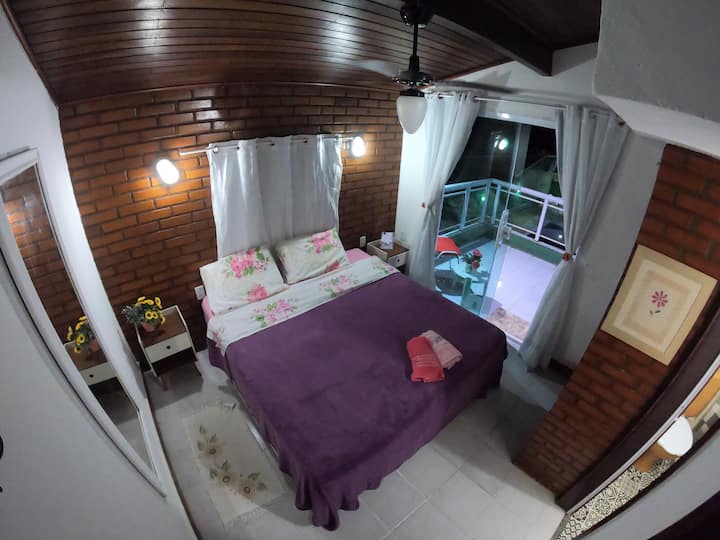 Suite 1 au rez-de-chaussée avec balcon