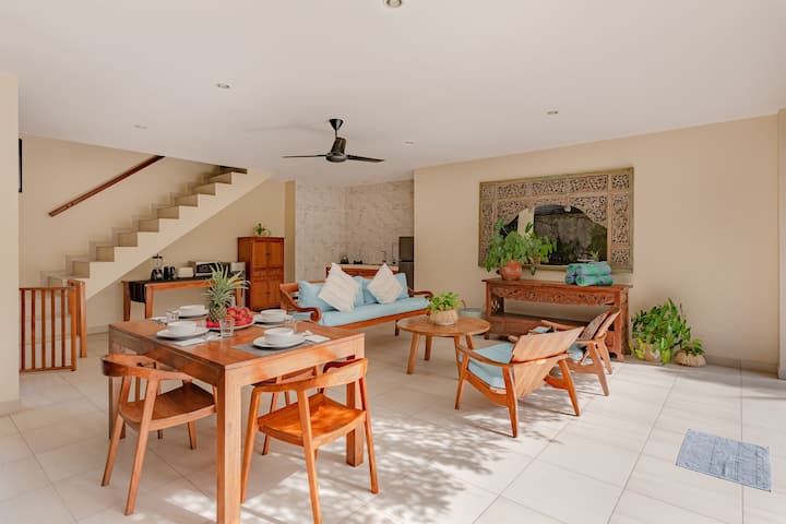 Luxurious 2 BR Villa in Seminyak Center