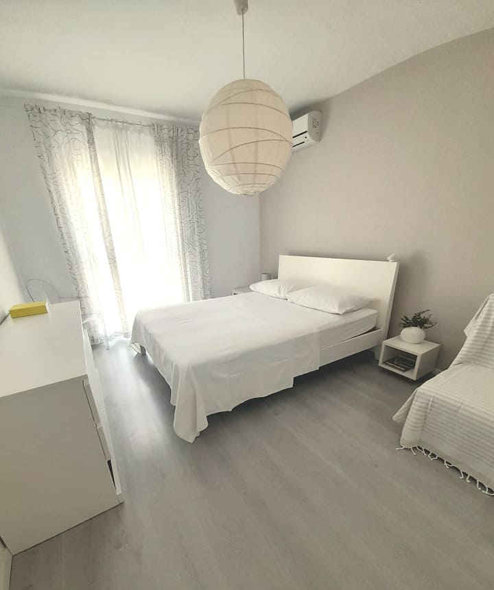 Spavaća soba 1 s bračnim krevetom
