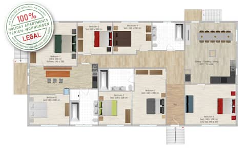 Top performing Airbnb: [RA] BIG house, max 36p, 14 bedr 8 bath, @subway in Tempelhof