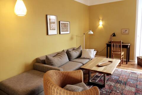 Erfolgreiche Airbnb-Immobilie: Charming apartment, light & style, with garden in Uckermark