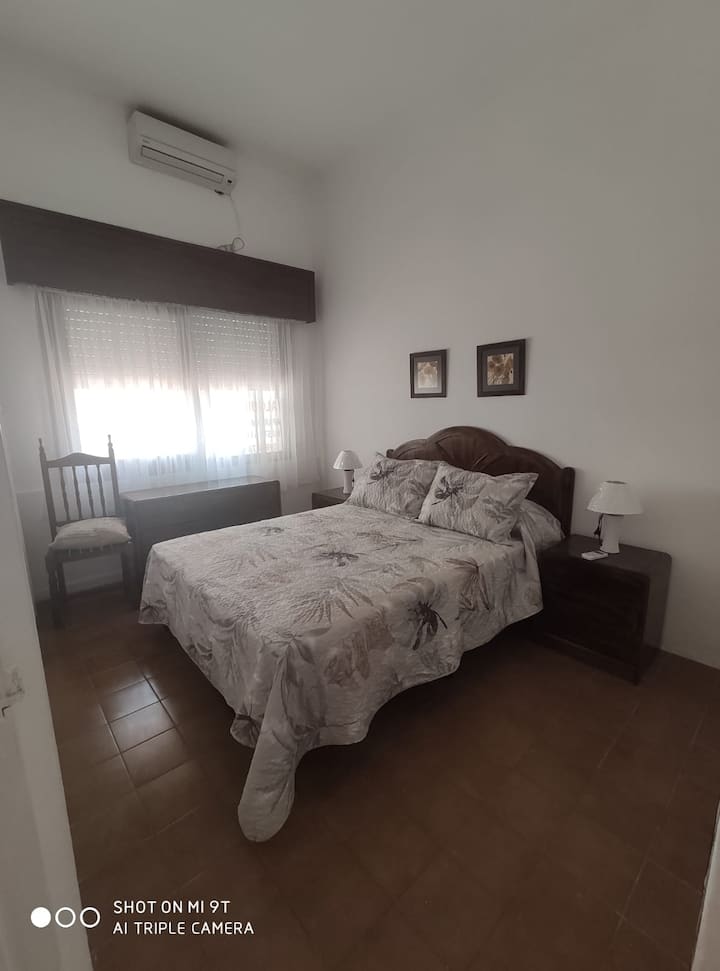 საძინებელი 1