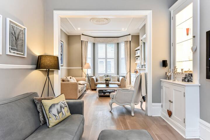 Warm, friendly and clean family home gallery image 4