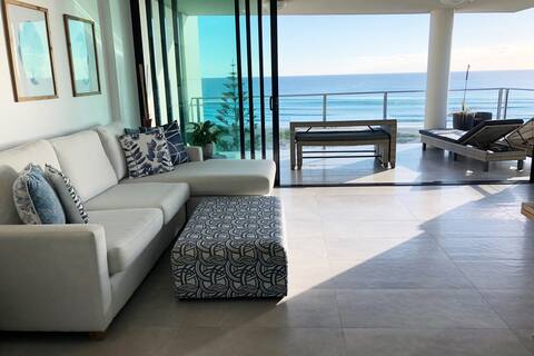Popular Airbnb listing: Beachfront in Beautiful Kirra! in Coolangatta