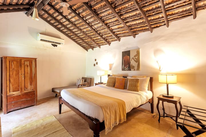 Amber Bedroom