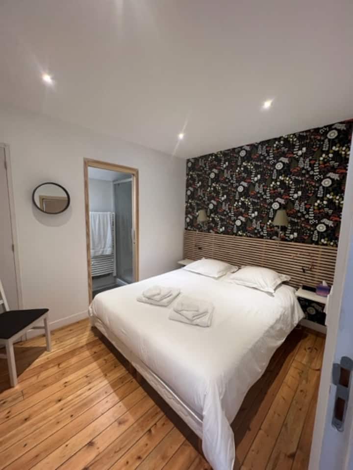 საძინებელი 1