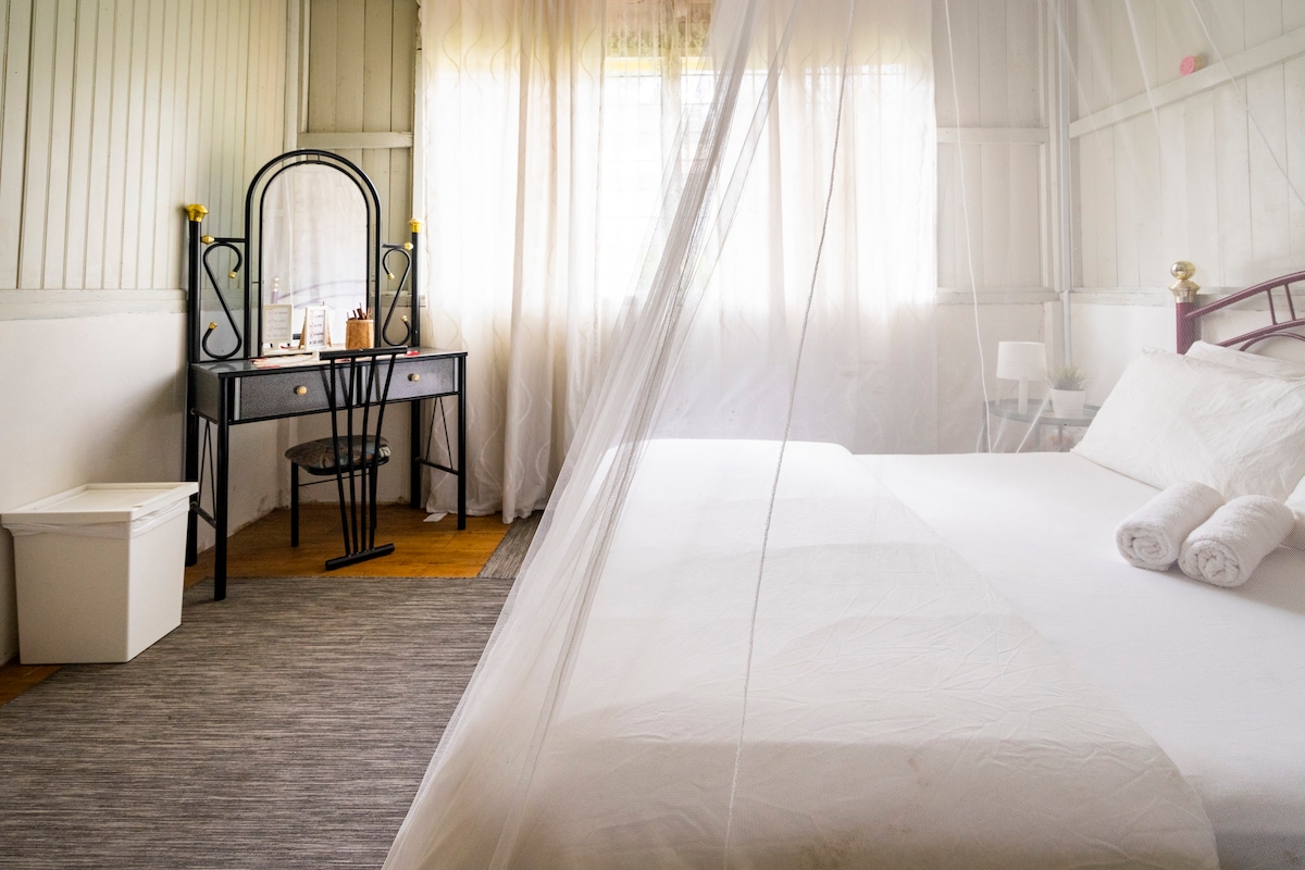 Spavaća soba 3 zove se bilik ‘Angah’, što je ime za drugo dijete. 