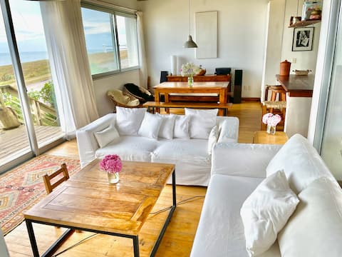 Casa Ohana (*we do not accept youth groups)