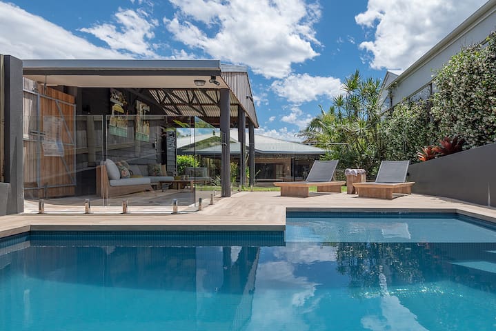 Summer Salt @ Sunshine + Pets & Heated Pool