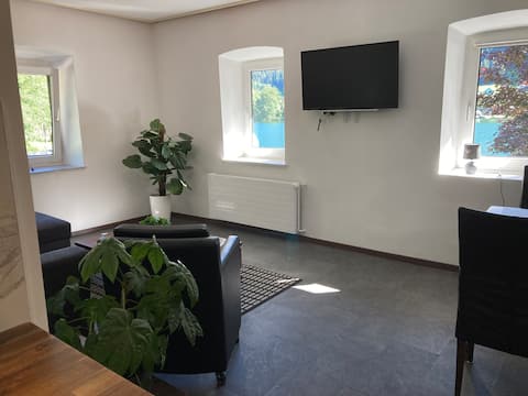 Seebrauer 2 bedroom Apartment