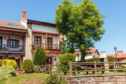 Rural house in the center of Asturias