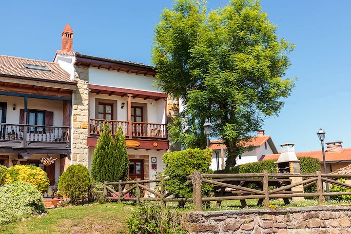 Rural house in the center of Asturias