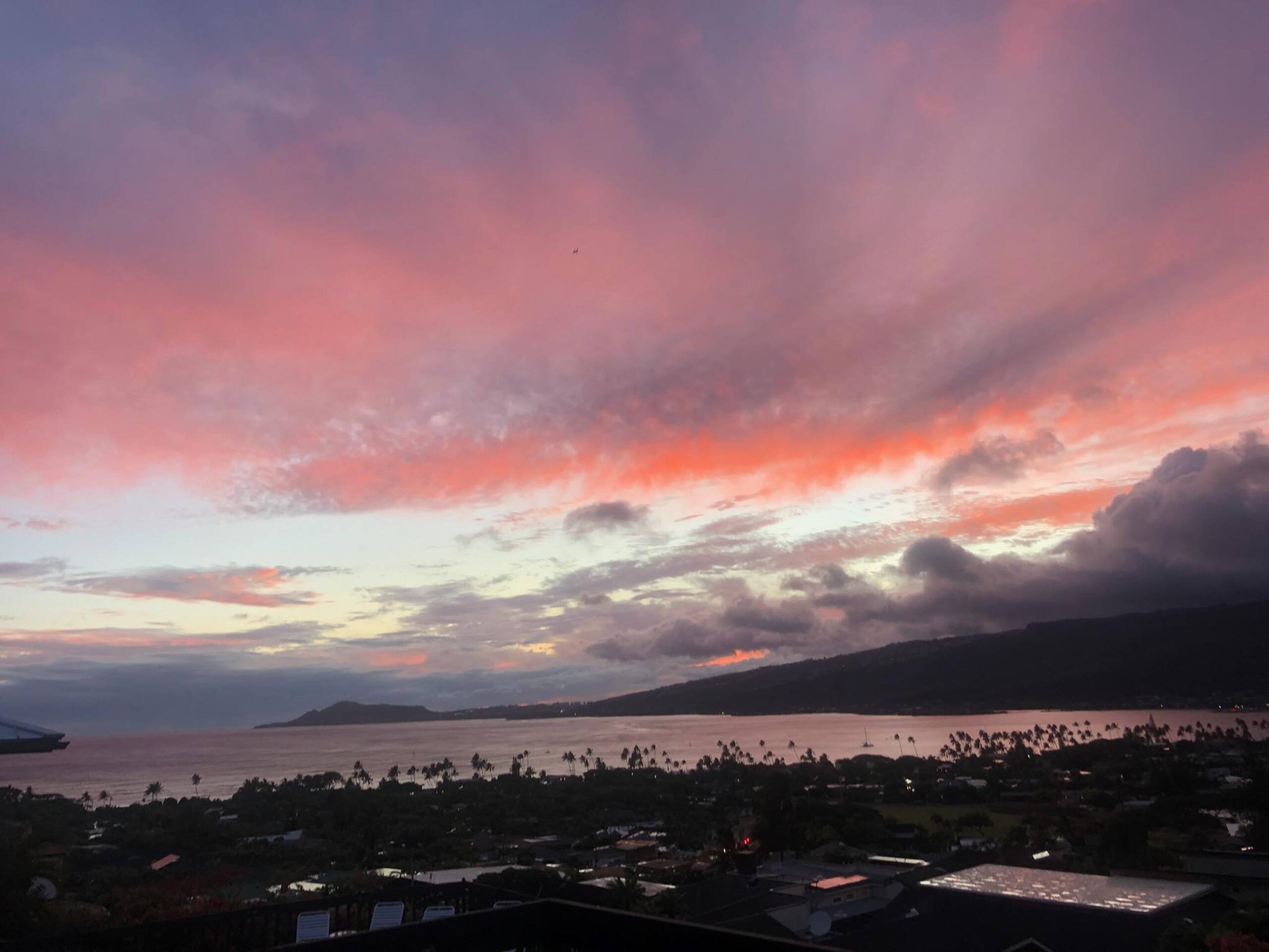 Home in Honolulu · ★4.85 · 3 bedrooms · 4 beds · 2 private baths - Image 30