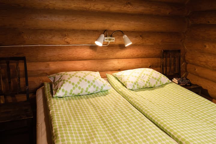 غرفة النوم 1