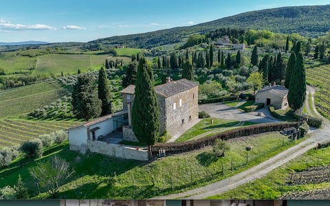 Panoramic villa with garden and pool by Vacavilla
