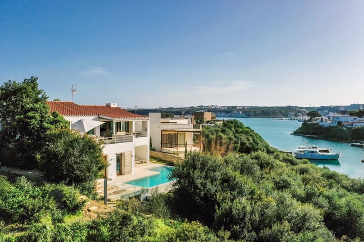 Modern Villa situated in Mahón Port, Menorca gallery image 2