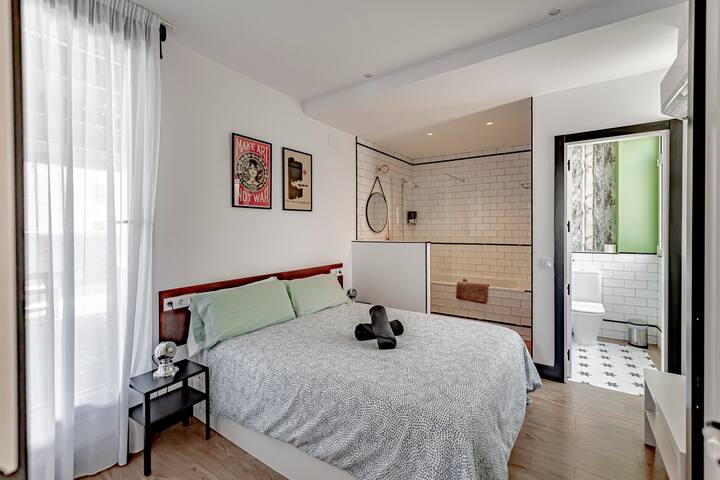 Penthouse Amazing Terrace Madrid Center Luxury gallery image 4