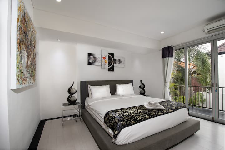 Bedroom 2 - upstairs