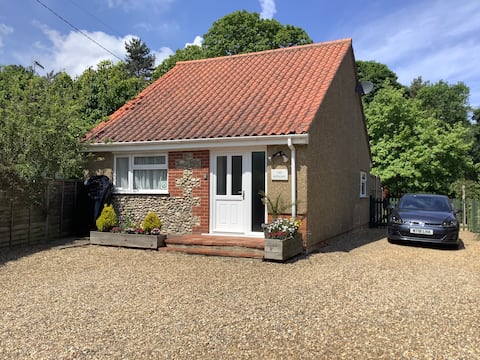 Popular Airbnb listing: The Retreat, Cromer: Norfolk 'home from home'. in Cromer