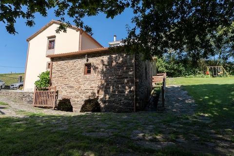 Casa Río Sarela: Santiago de Compostela Cottage