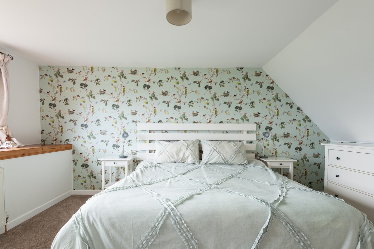 The main bedroom has a super king size "zip and link" bed which can be separated into two singles beds if required.