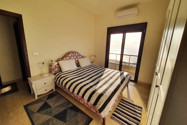 Основна спалня