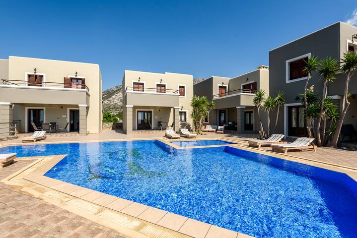 Nireides Villa complex in Elafonisos ‘SUPERB’ gallery image 5