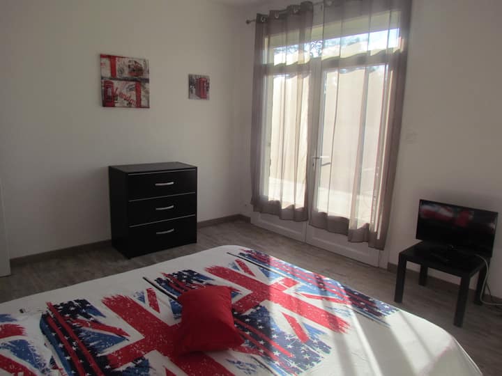 საძინებელი 3