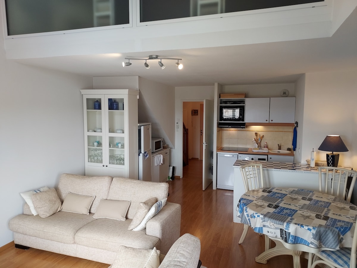Airbnb performant: Beautiful two bedrooms flat, 50m from the beach à Bretignolles Sur Mer