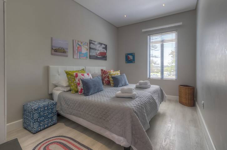 Crossfire @ Home – 106 Vyfster gallery image 2