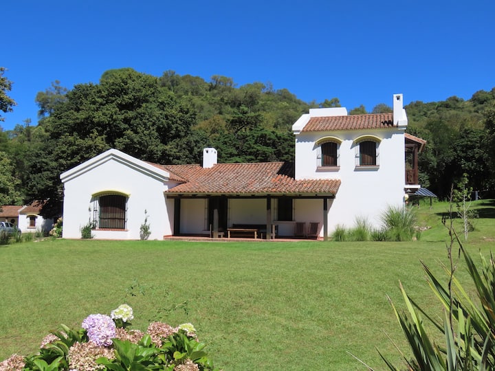 Corral de Irusta- Country house