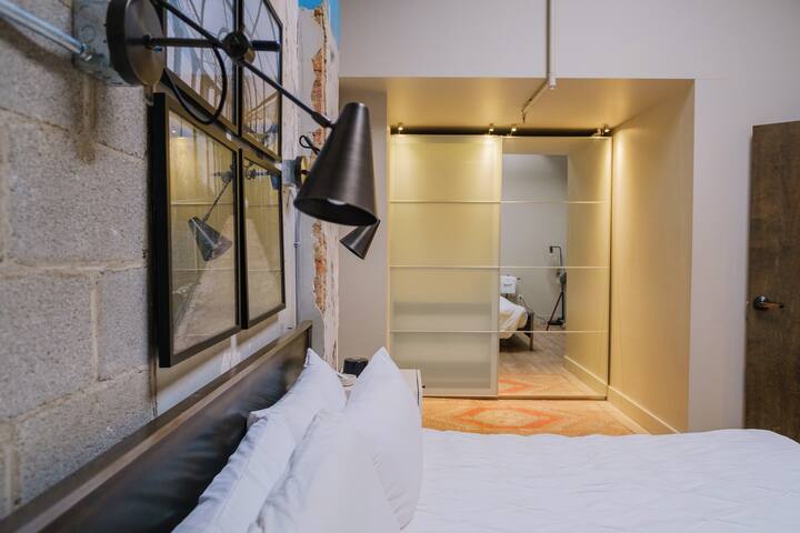 2BR Loft: Heart of Downtown Nashville! gallery image 4