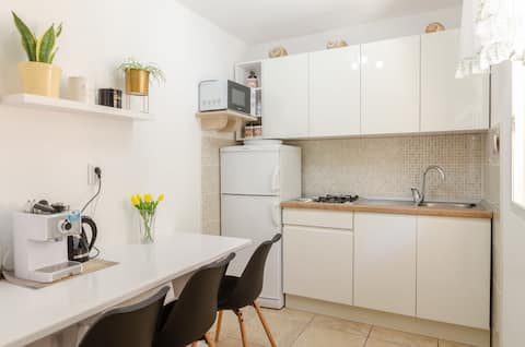 Successful Airbnb property: Sea breeze- Apartman Ranko 04 in Čara