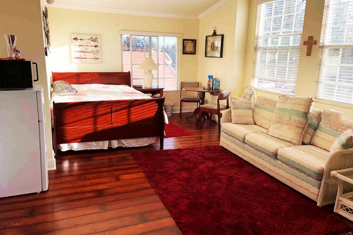 Suite Room In Chino Hills - Chino Hills, CA
