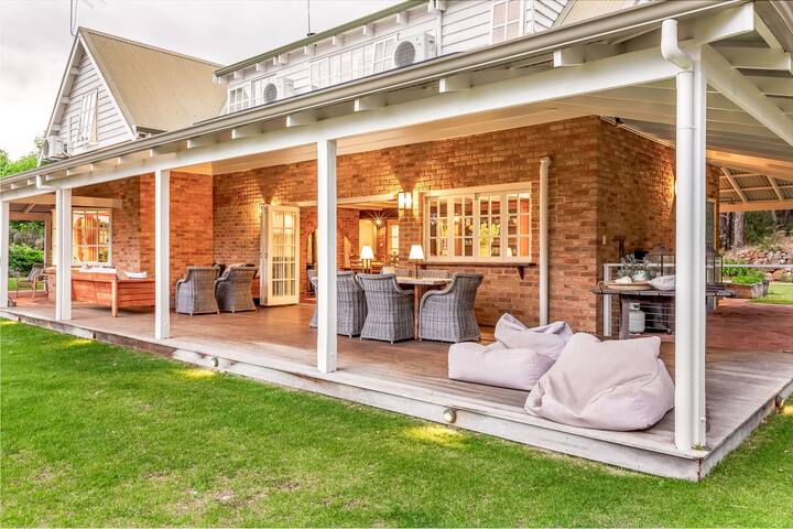 Elanora: Gorgeous Country Home by the Beach gallery image 2