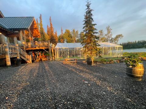 Alaska Fishing Lodge/must message before booking