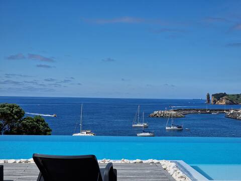 LUXURY VILLAS
