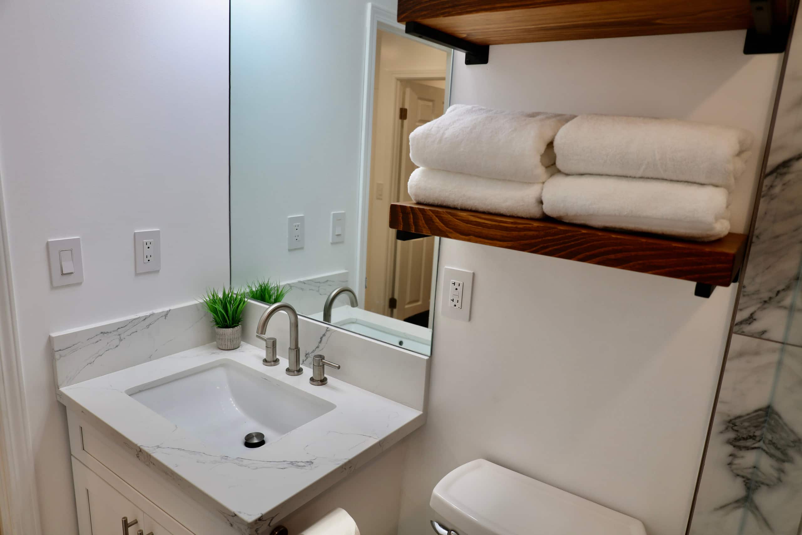 Condo in Kahuku · ★4.85 · 1 bedroom · 2 beds · 1 private bath - Image 23