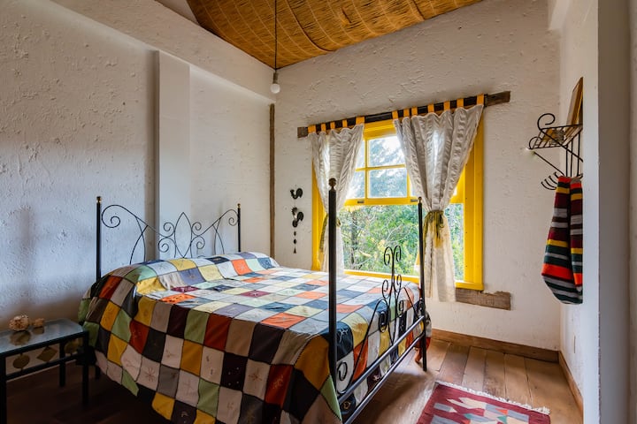 Spálňa s manželskou posteľou 2 (fotka Luciana Drummond)