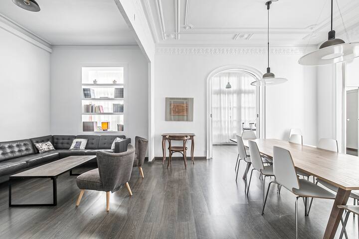 Gran Via De Luxe 5* DaysinBarcelona gallery image 2