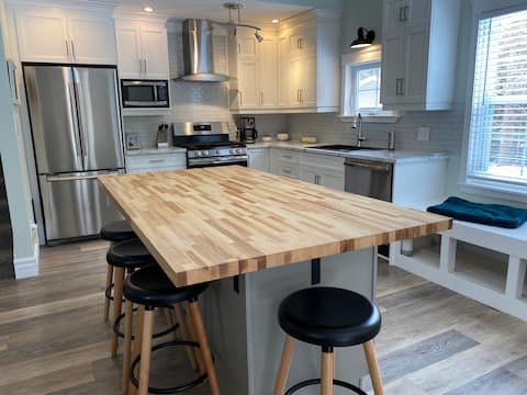 Canoe Cove Beach House